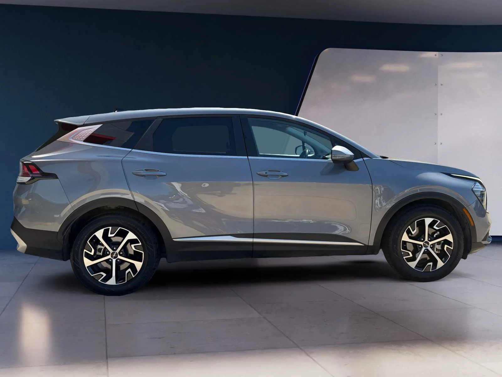 Used 2024 Everlasting Silver Kia EX image 6