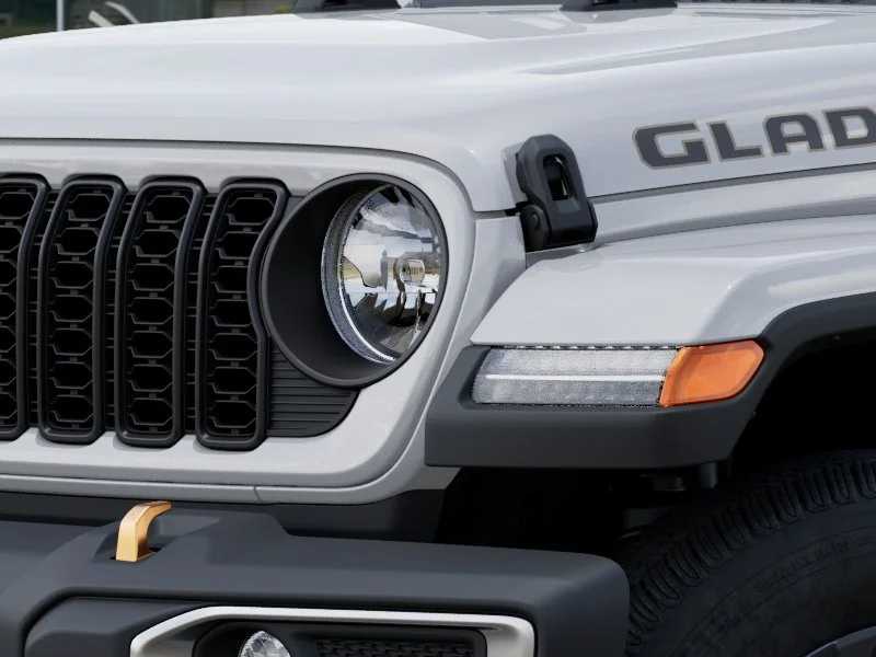 New 2026 Bright White Clearcoat Jeep 85th Anniversary Edition image 38