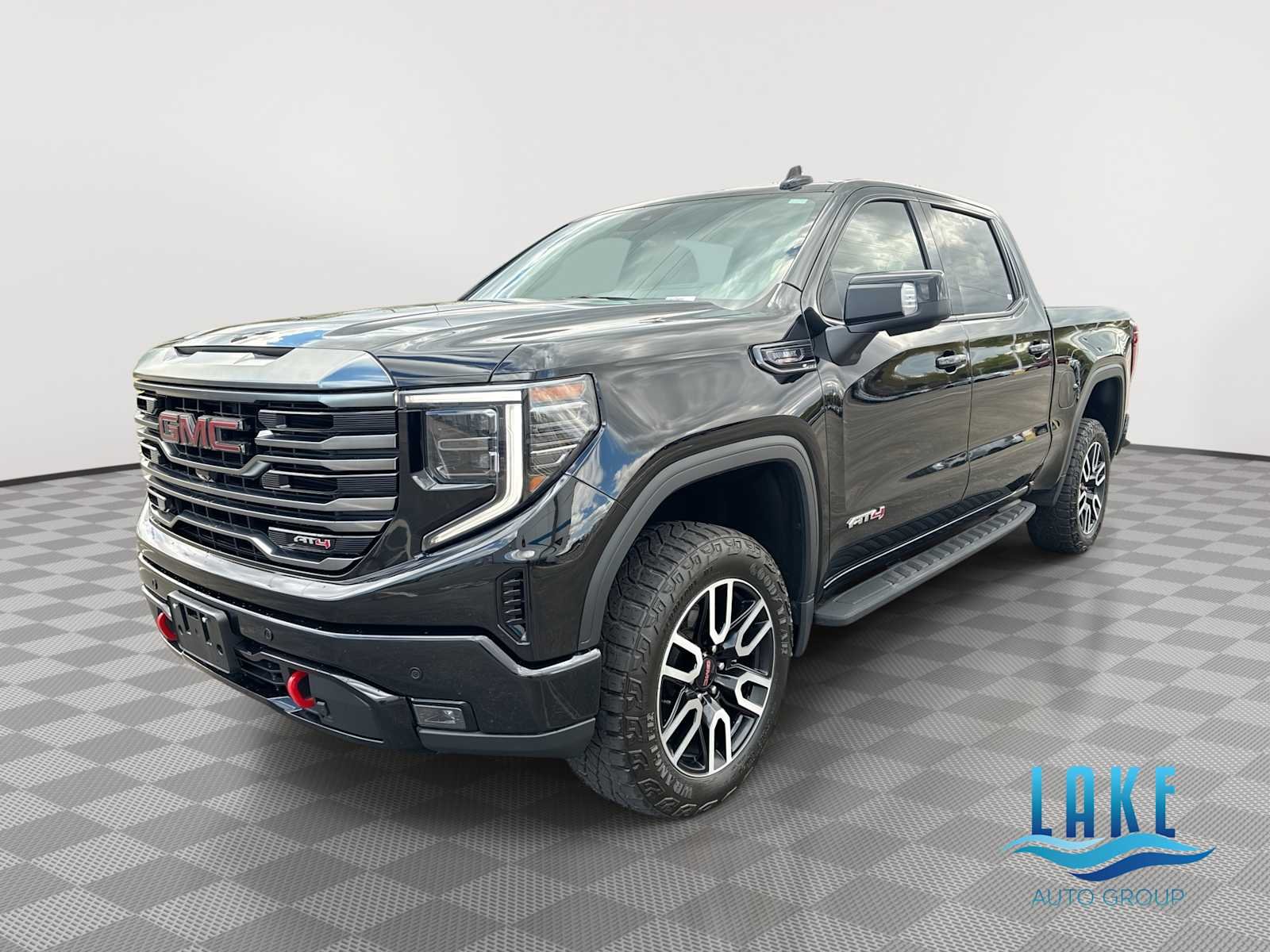 2024 GMC Sierra AT4 4WD Crew Cab Short Box's photo