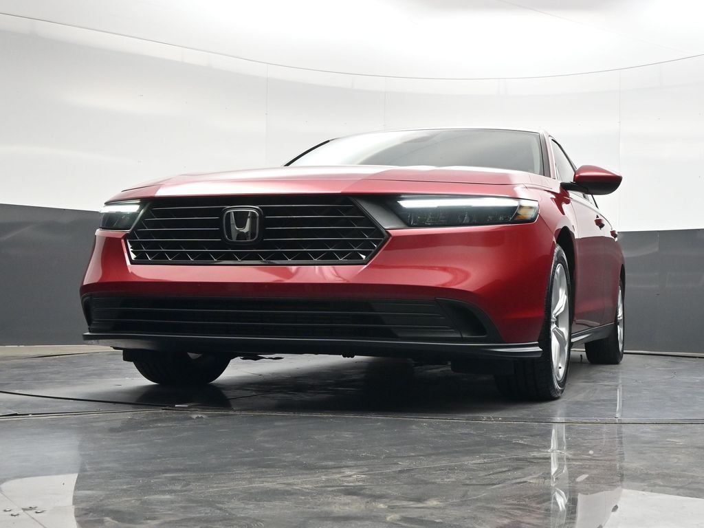 Used 2023  Honda LX image 32