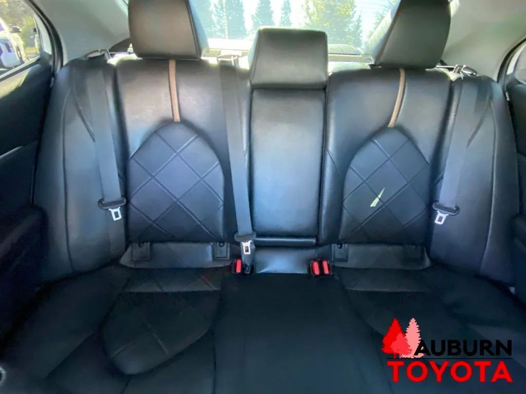 Certified Used 2019 Wind Chill Pearl Toyota XLE image 19
