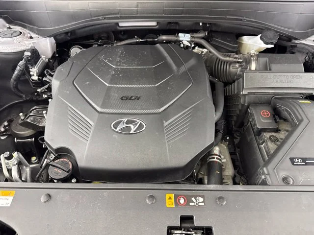 Used 2025 Silver Hyundai SEL Premium image 36