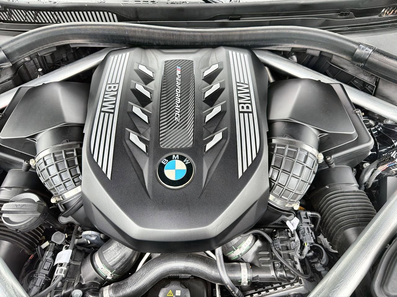Used 2023 Black BMW M50i image 25