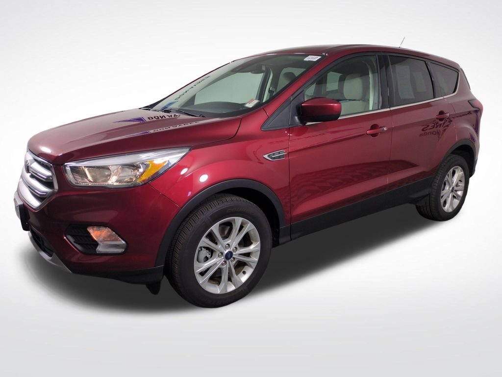 Used 2019 Ruby Red Metallic Ford SE image 1