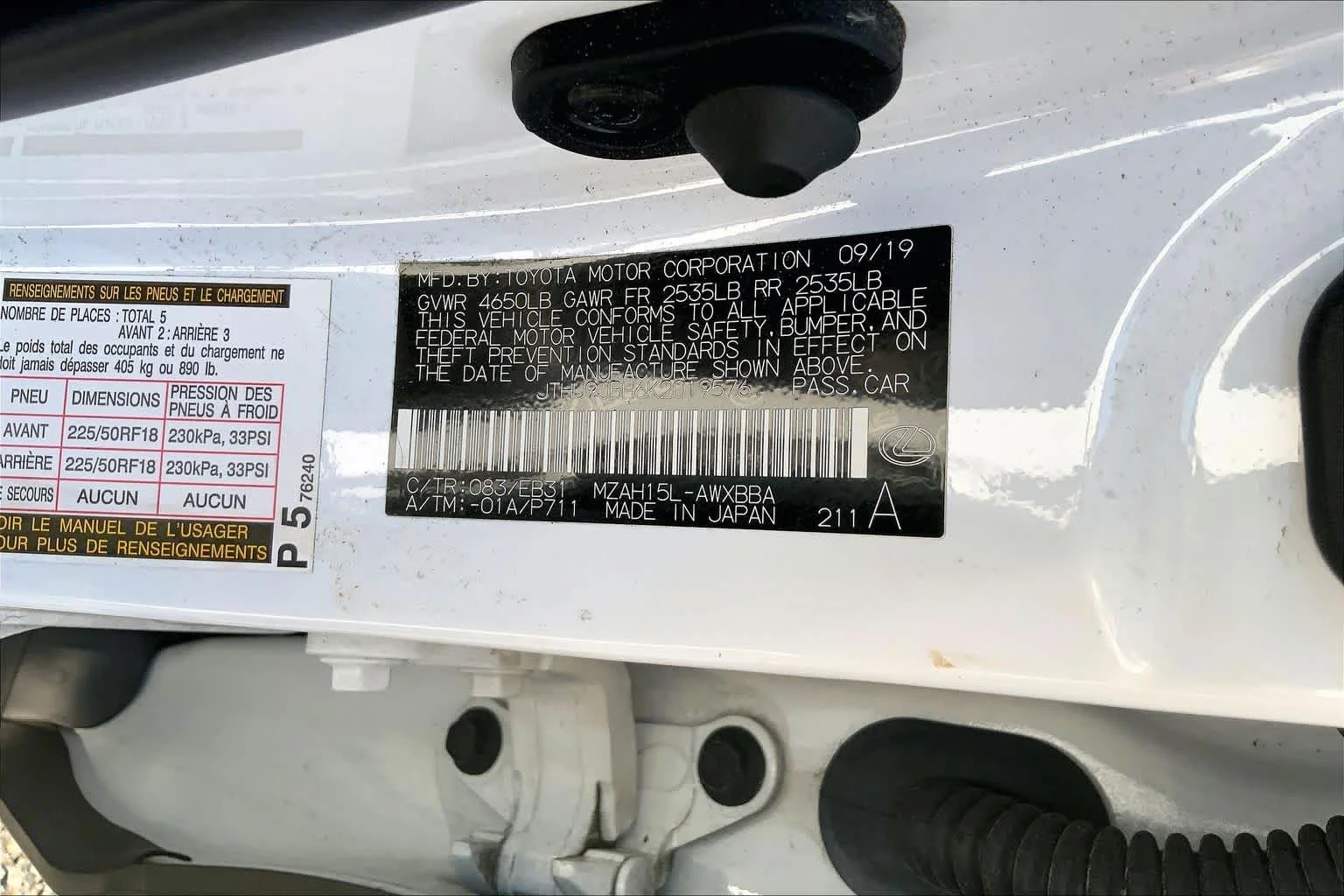 Used 2019 Ultra White Lexus F SPORT image 37