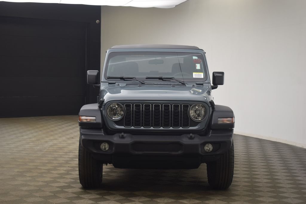 New 2026 Anvil Clear-Coat Exterior Paint Jeep Sport image 2