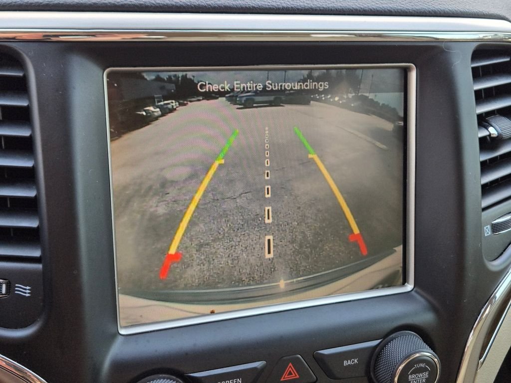 Used 2016 White Jeep Limited image 29