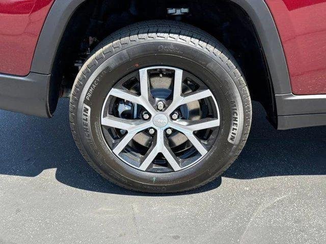New 2025 Velvet Red Pearl-Coat Exterior Paint Jeep Limited image 10