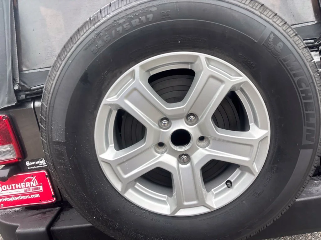 Used 2017 Gray Jeep Sport image 26