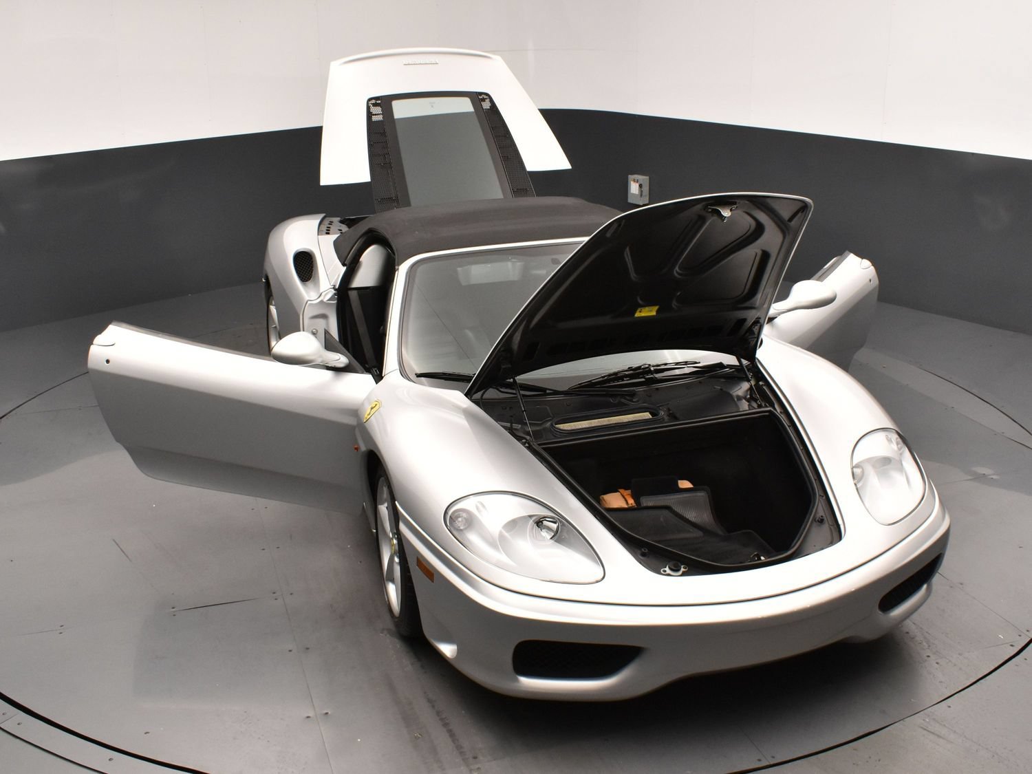 Used 2001 Silver FERRARI  image 21