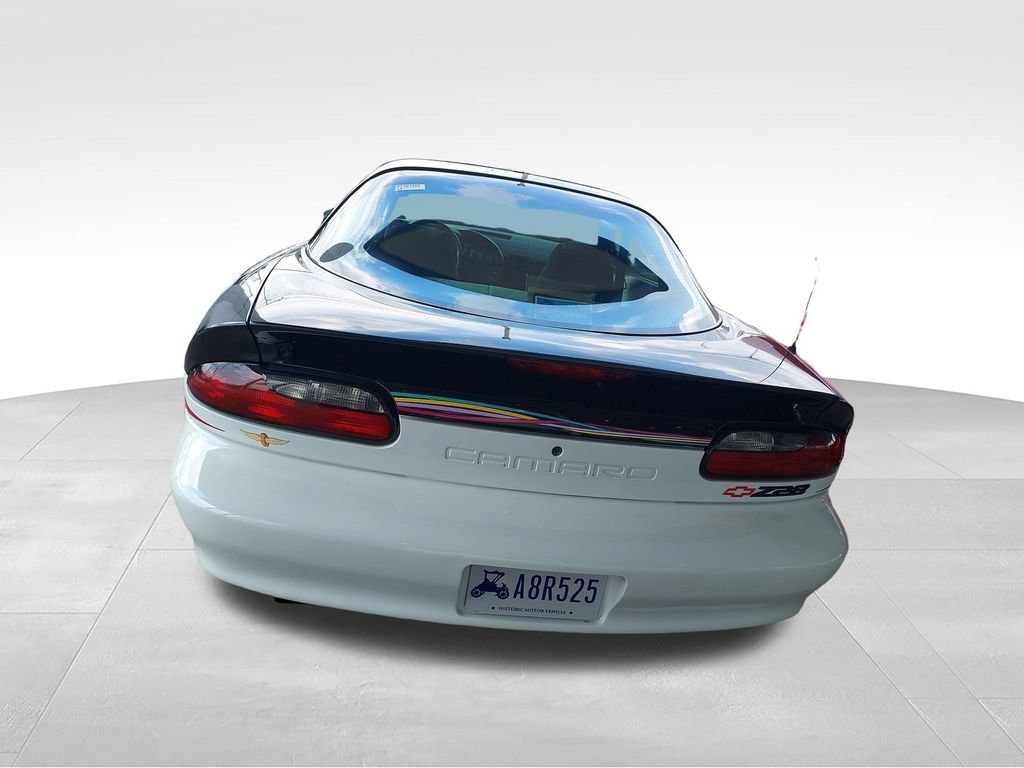 Used 1993 Black Chevrolet Z28 image 4