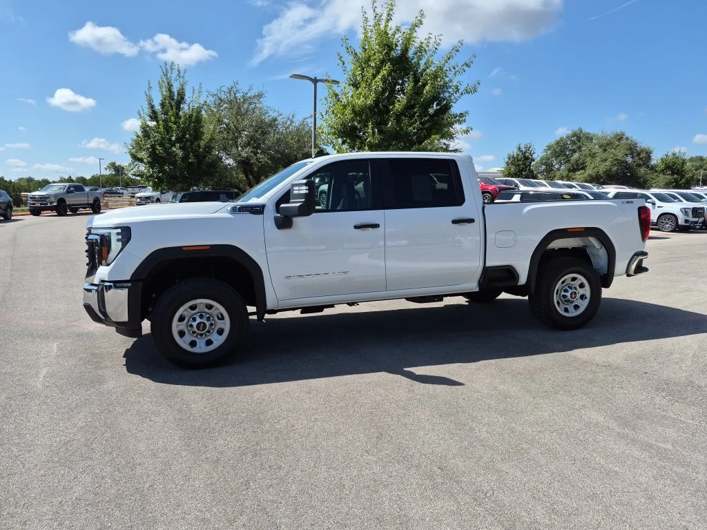 Used 2026 Summit White GMC Pro image 4