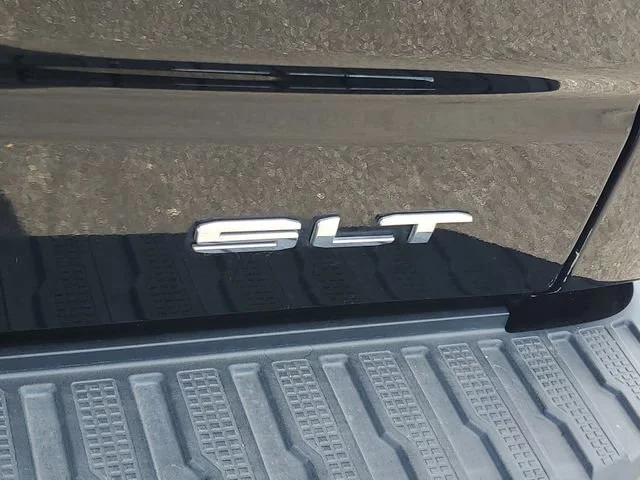 Used 2019 ONYX BLACK GMC SLT image 27