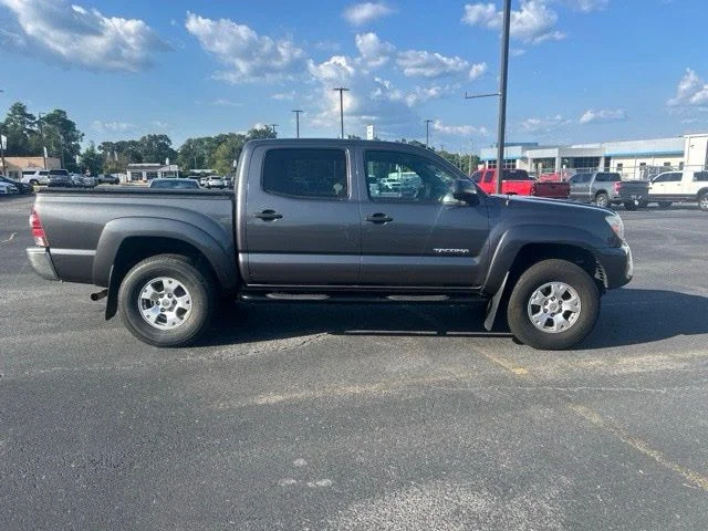 Used 2015 Gray Toyota Base image 5