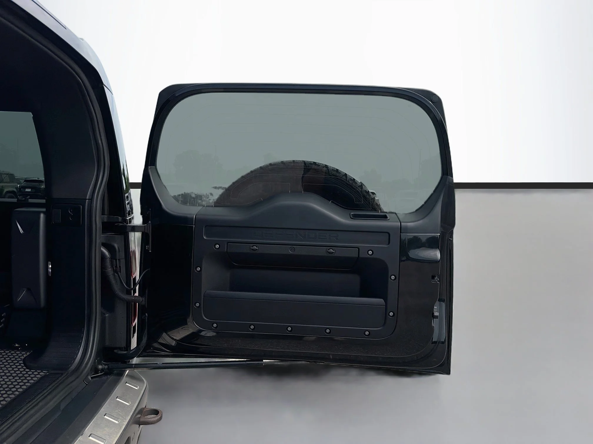 Used 2023 Santorini Black Metallic Land Rover X-Dynamic SE image 13