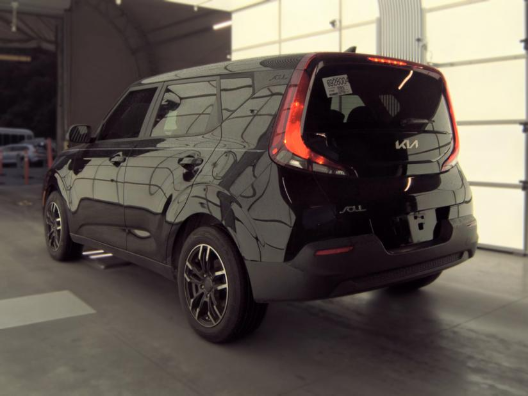 Used 2022 Black Kia LX image 3