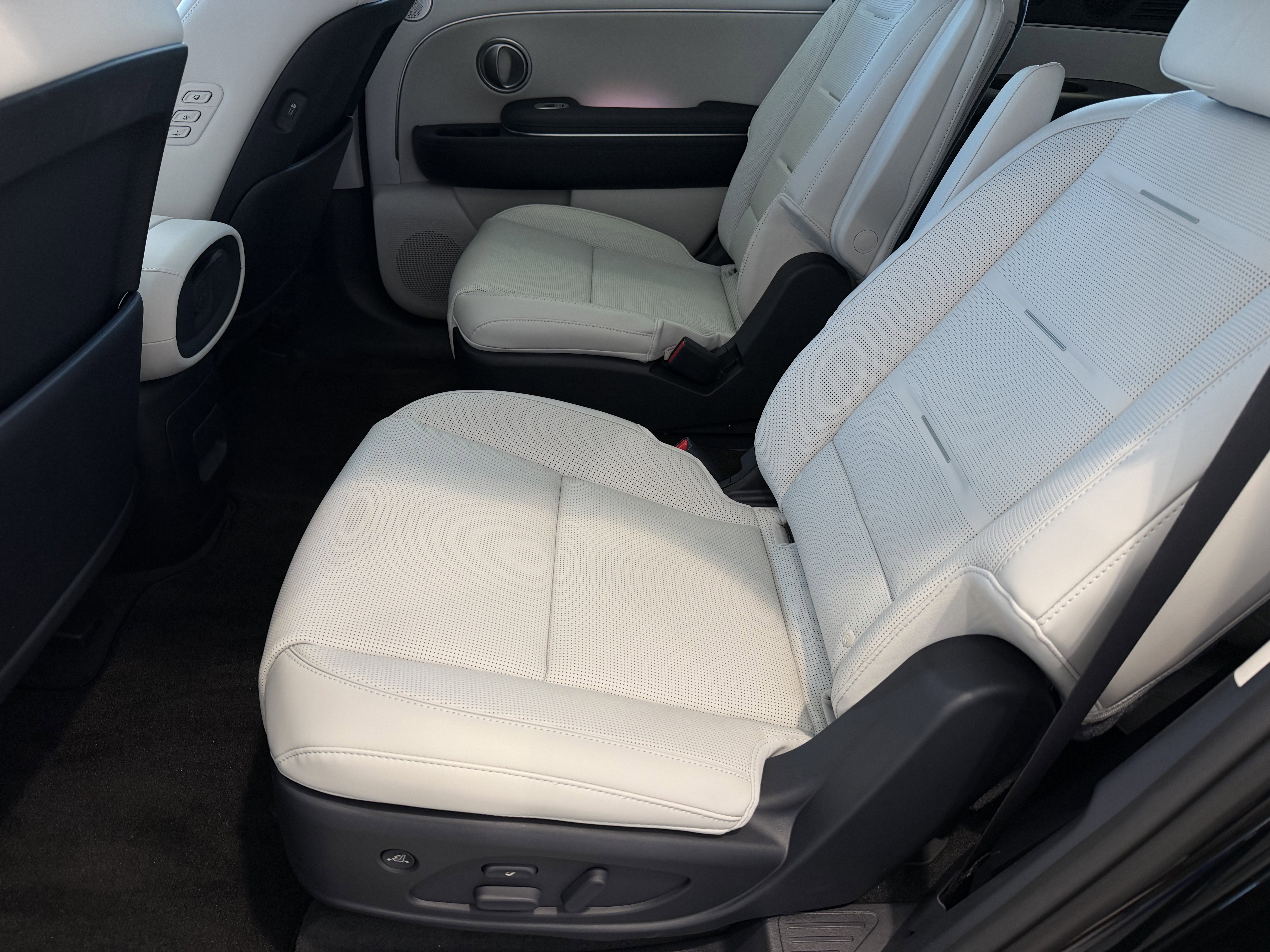 2026 Hyundai Palisade Calligraphy - Photo 10