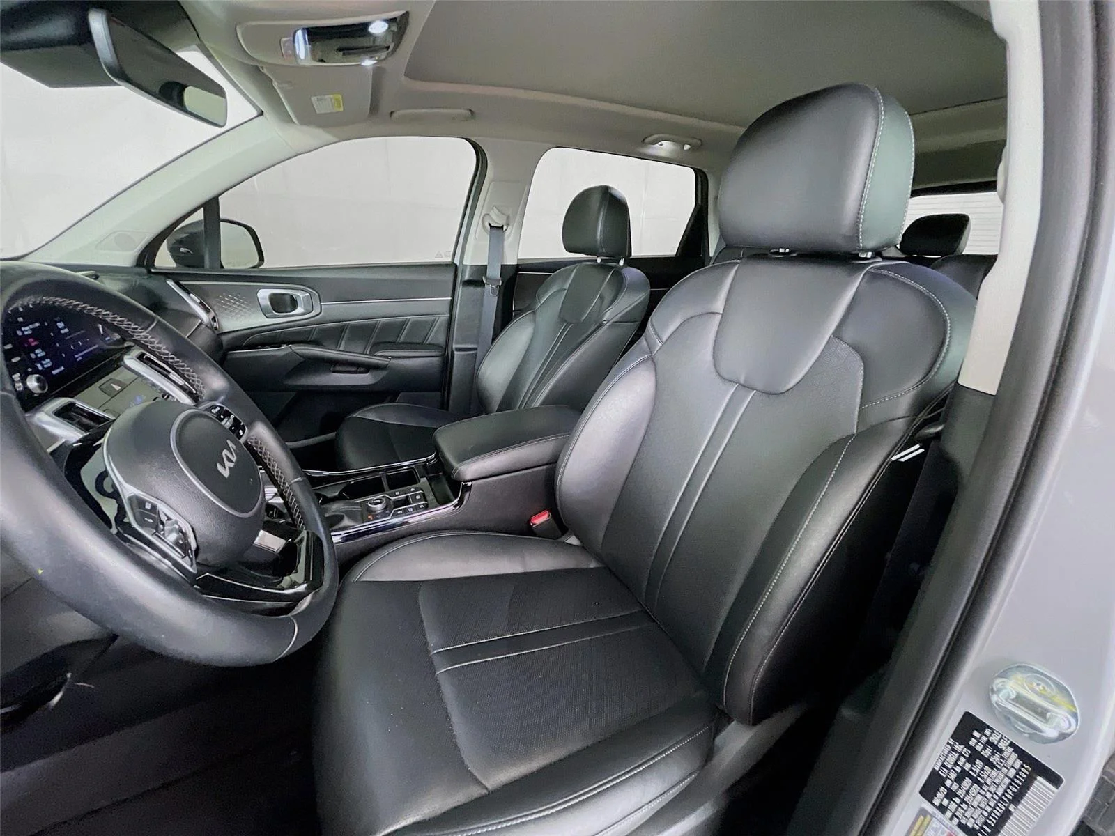Used 2023 Wolf Gray Kia SX image 23