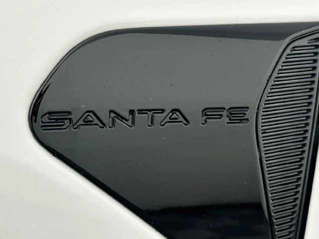 New 2027 White Hyundai SEL image 23