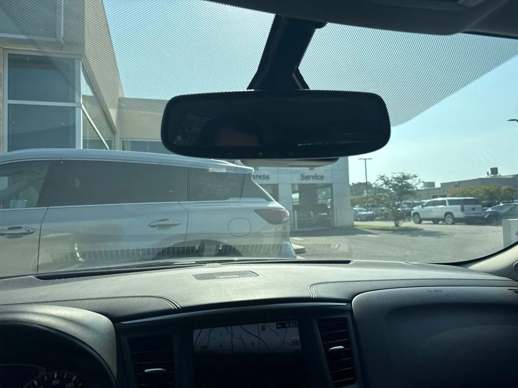 Used 2019 Gray INFINITI LUXE image 24