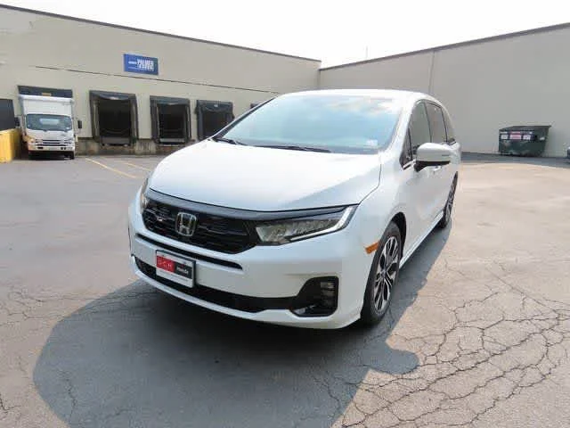 2026 Honda Odyssey Elite's photo