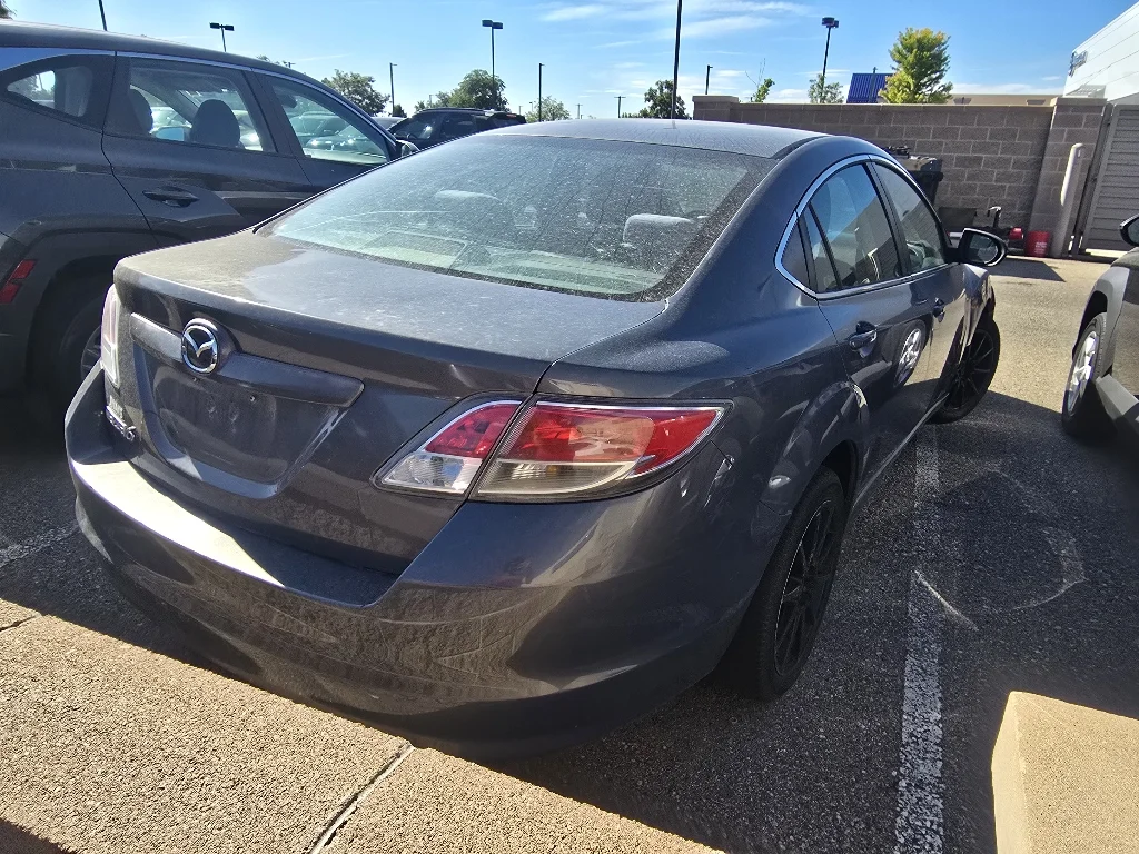 Used 2010 Comet Gray Mica Mazda i Sport image 14