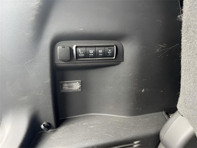 2015 Ford Explorer Sport photo 2