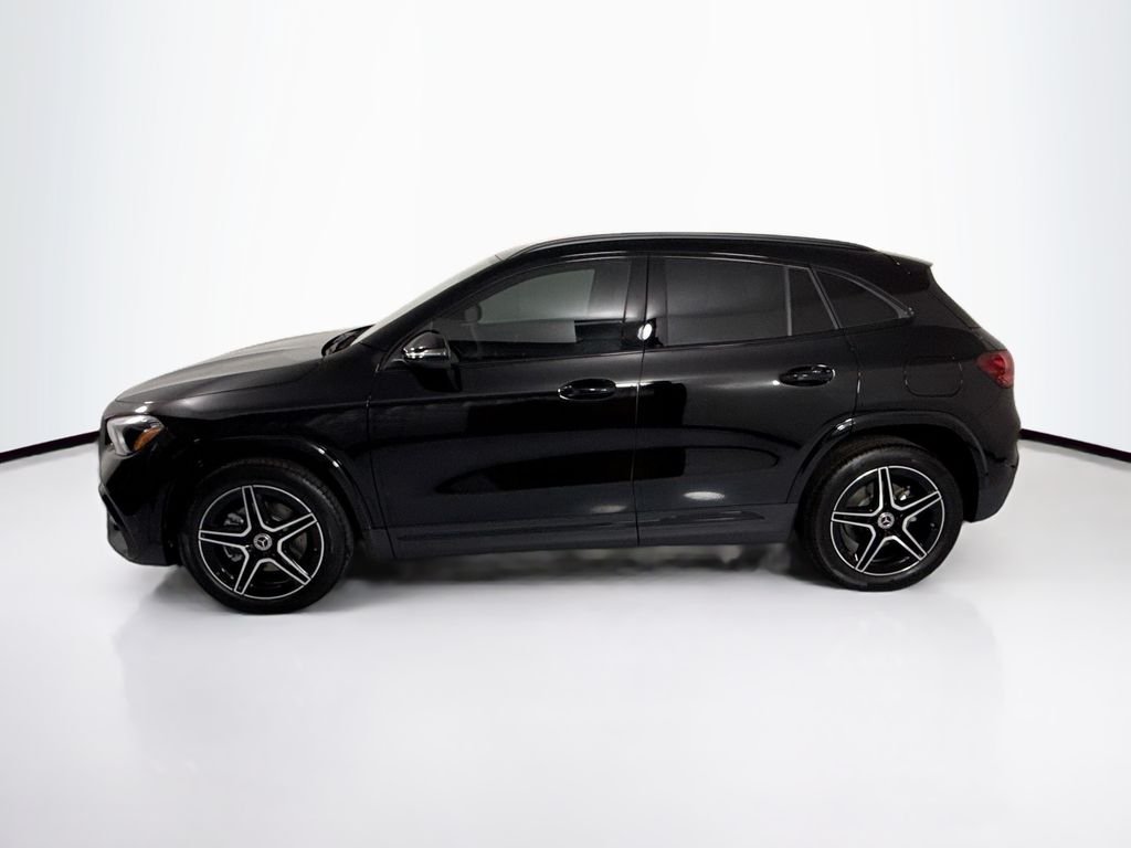 New 2026 Night Black Mercedes-Benz GLA 250 image 8