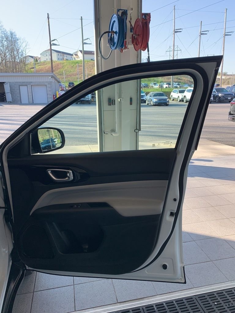 2022 Jeep Compass Limited - Photo 21