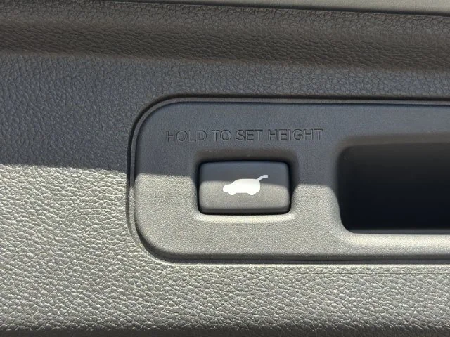 Used 2025  Honda EX-L image 43