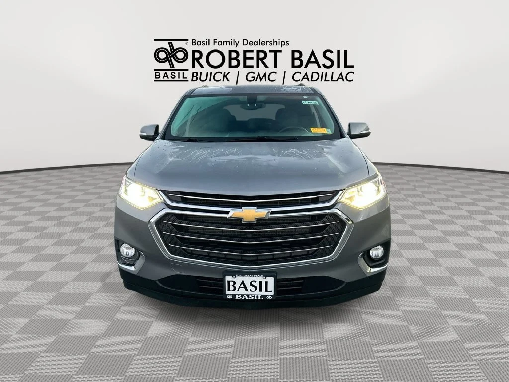 Used 2021 SATIN STEEL METALLIC Chevrolet LT Cloth image 3