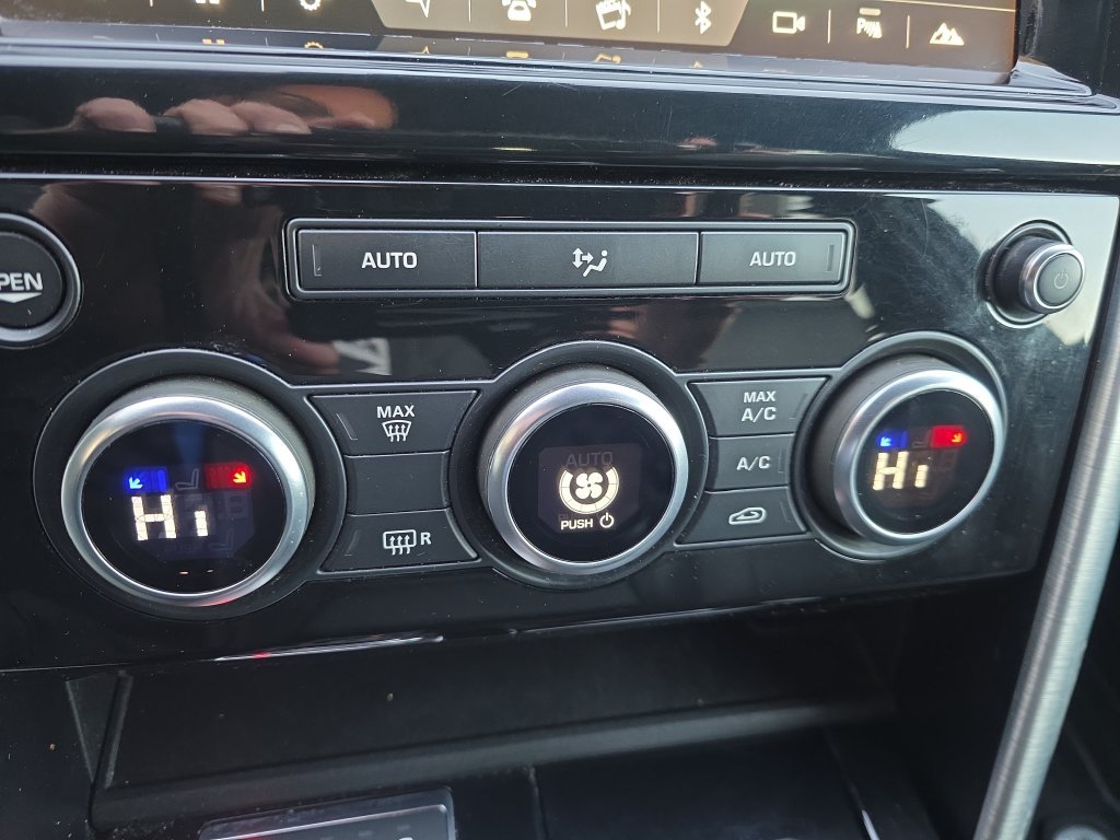Used 2017 Gray Land Rover HSE image 28