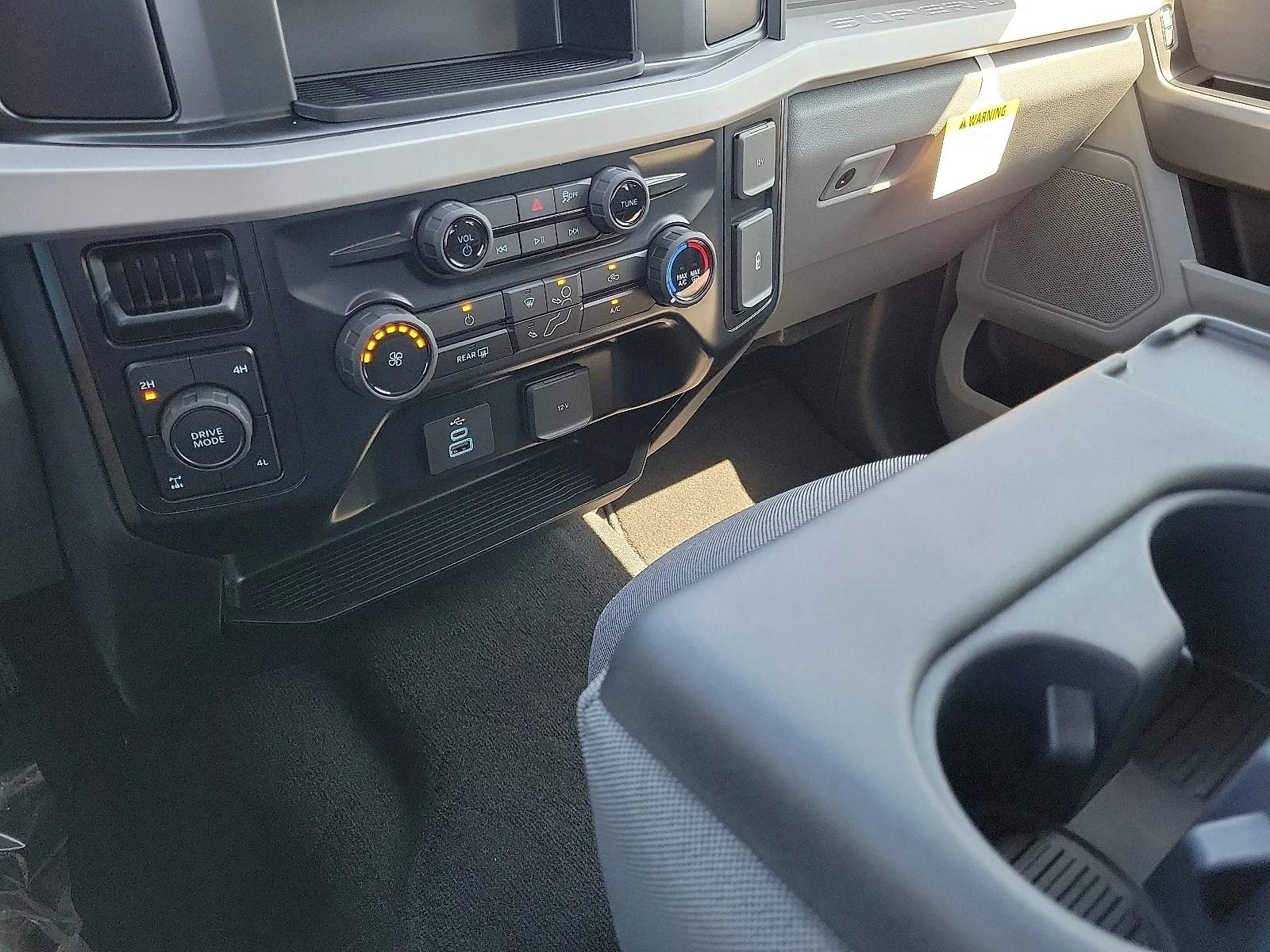 New 2026 Agate Black Metallic Ford F-250&reg; XL image 18