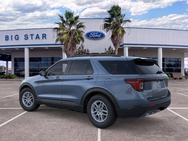 New 2026 Vapor Blue Metallic Ford Active image 4