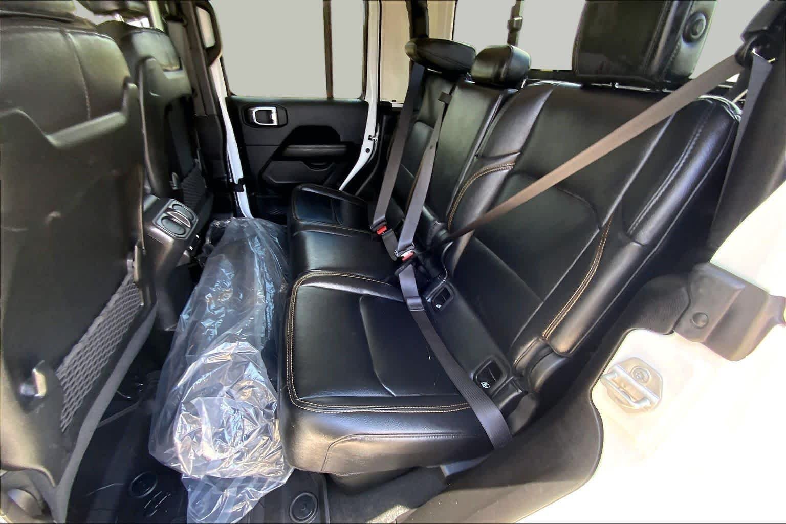 Used 2024 Bright White Clearcoat Jeep Texas Trail image 19