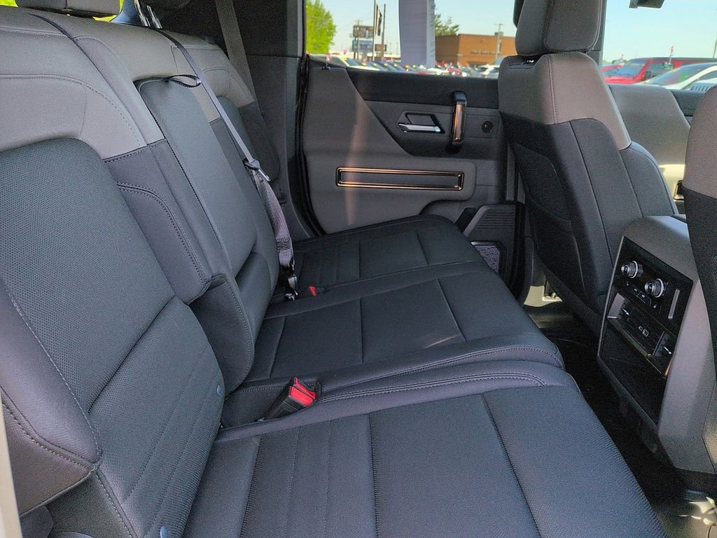 2025 GMC HUMMER EV 2X - Photo 8