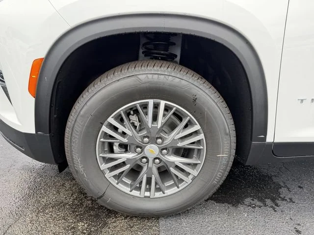 New 2026 Summit White Chevrolet LT image 9