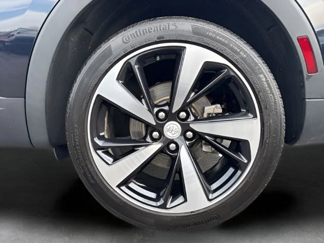 Used 2021 Blue Buick Essence image 39
