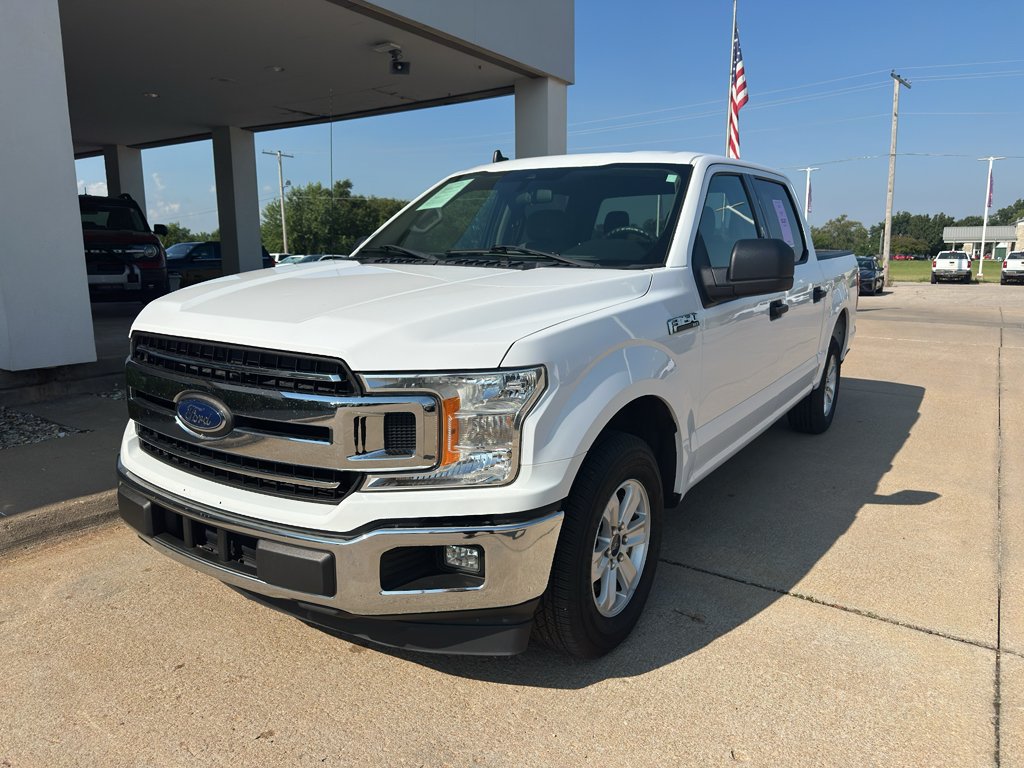 Used 2019 Oxford White Ford XLT image 24