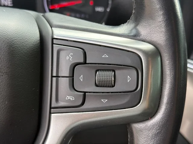 Used 2020 CAJUN RED TINTCOAT Chevrolet LT Trail Boss image 25