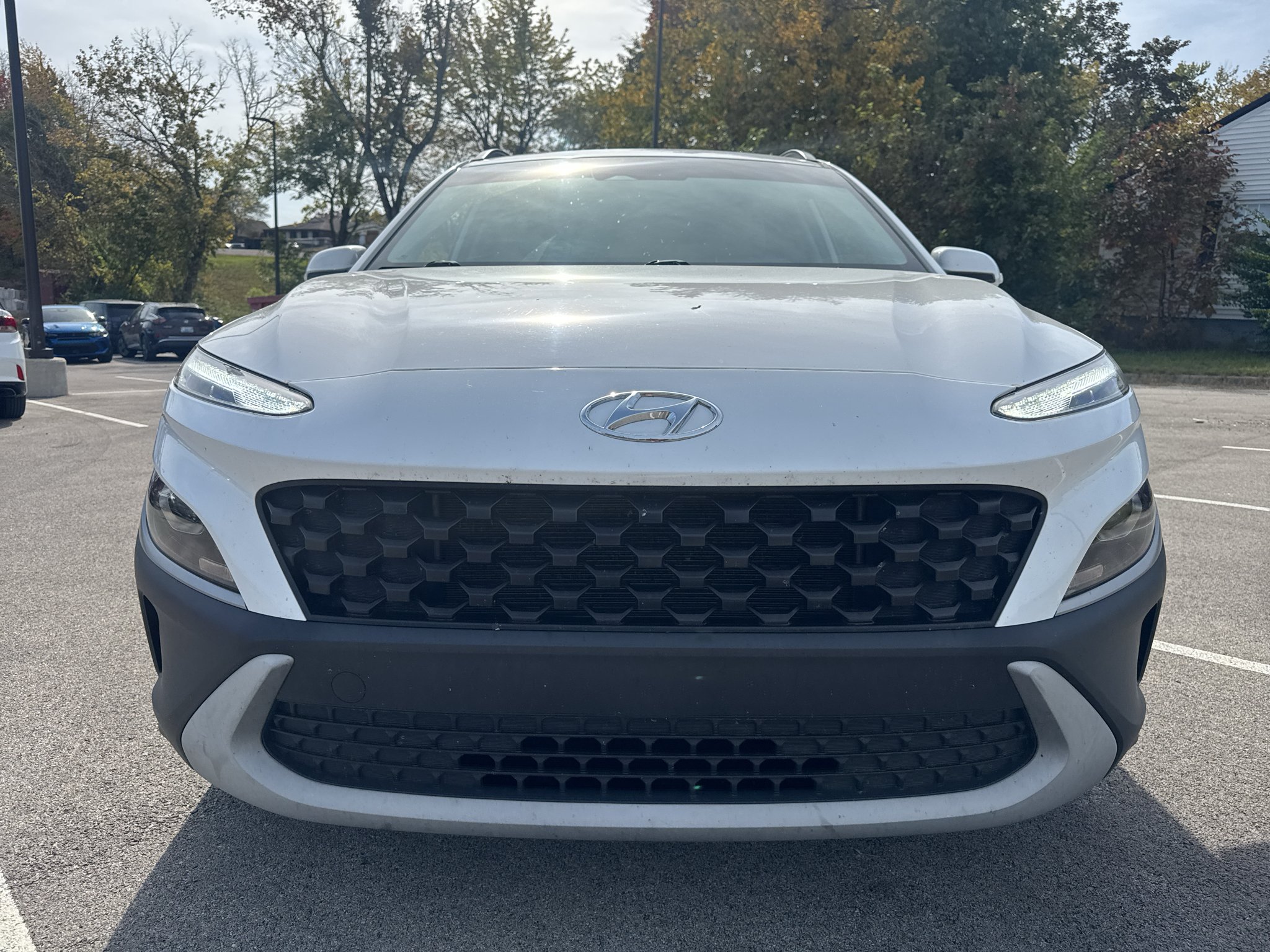 Used 2022 Lunar White Hyundai SEL image 8