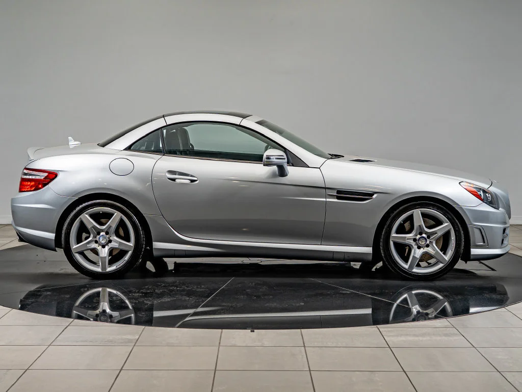 Used 2013 Silver Mercedes-Benz SLK 250 image 12