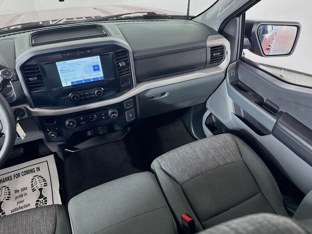 Used 2023 RACE RED Ford XLT image 23
