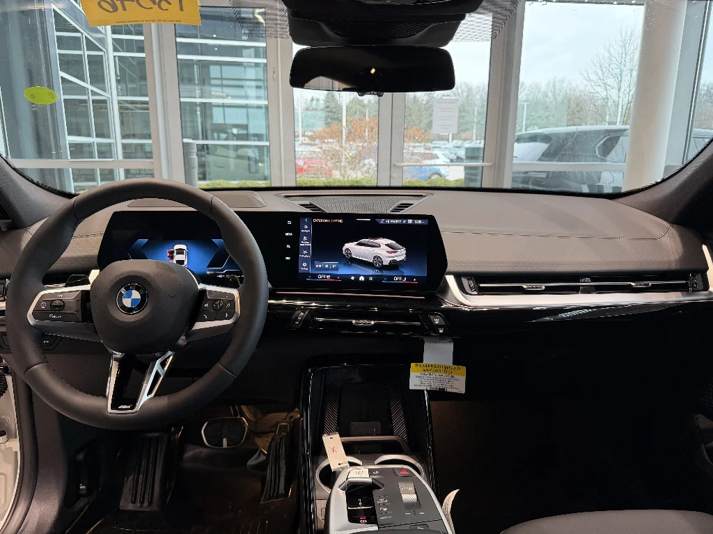 New 2026 Alpine White BMW xDrive28i image 15