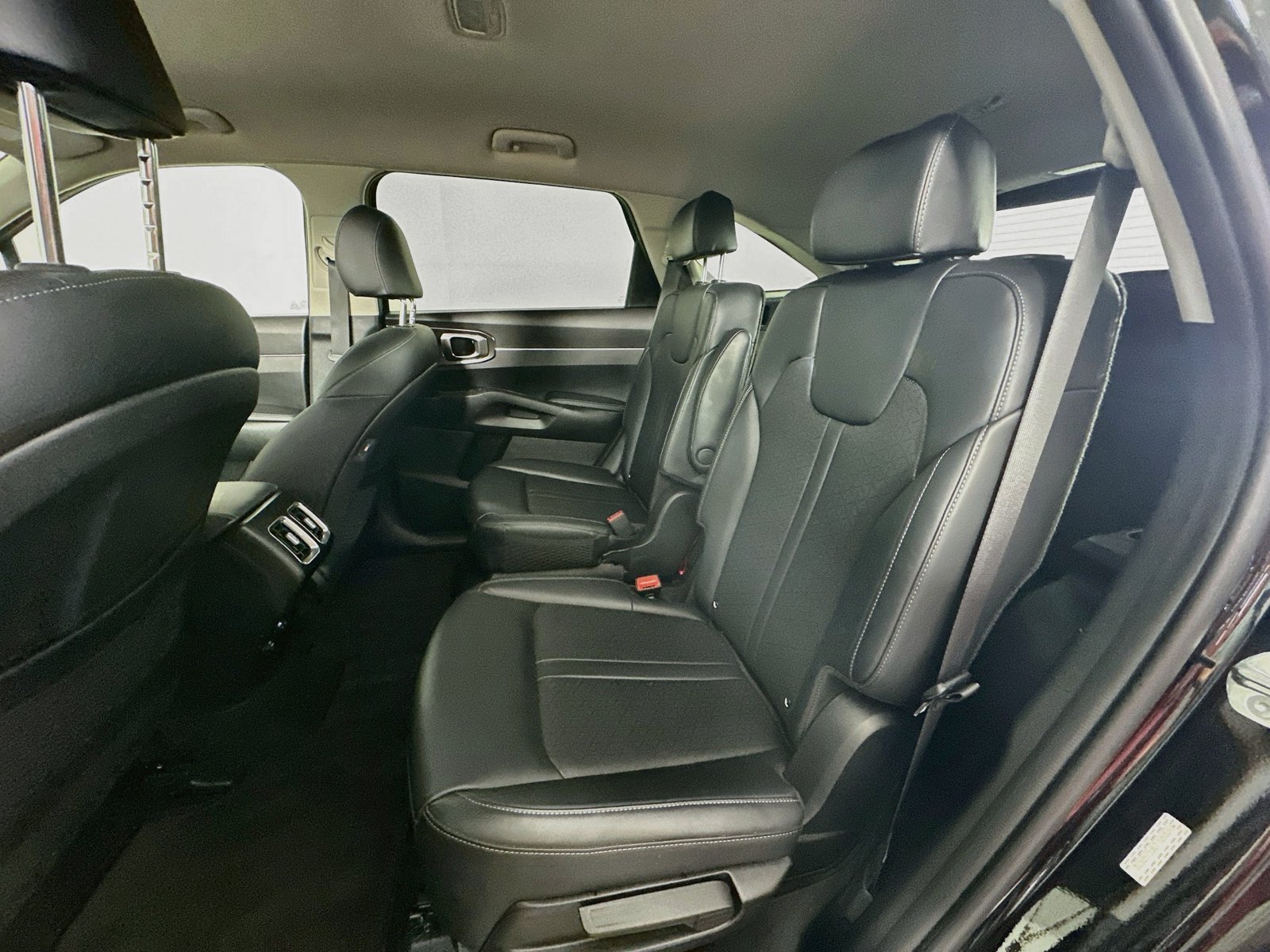 Used 2023 Aurora Black Kia EX image 24