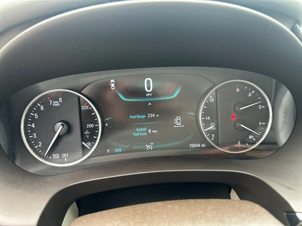 Used 2017 White Buick Essence image 16