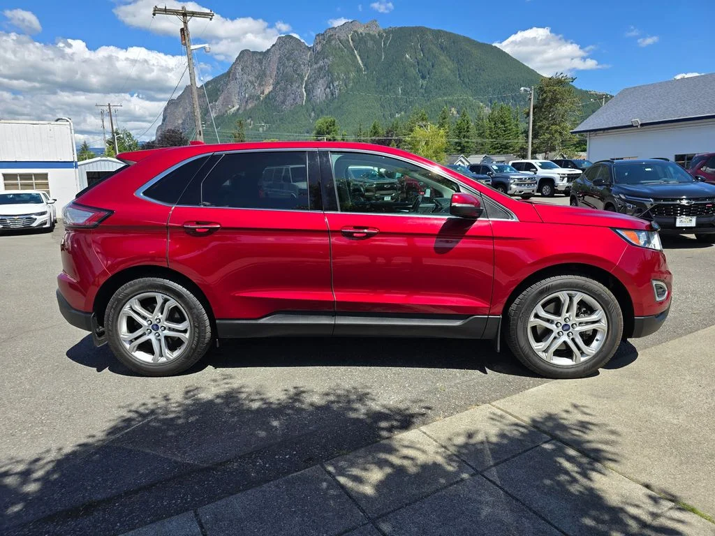 Used 2015 Red Ford Titanium image 4