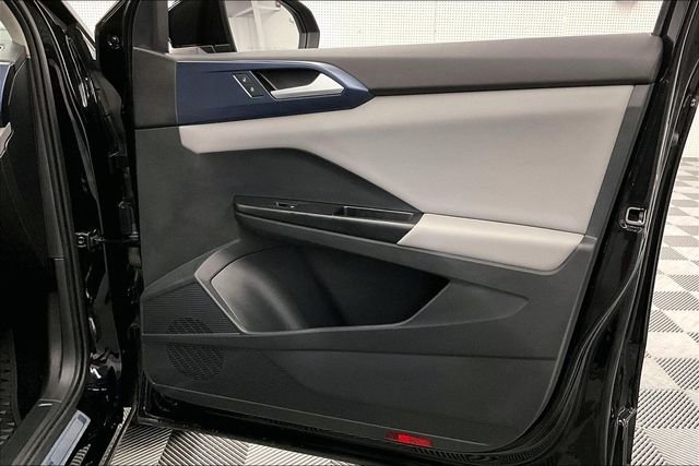 2023 Volkswagen Taos SE - Photo 22