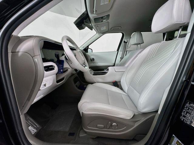 New 2026 Black Hyundai Blue SEL 7P image 37