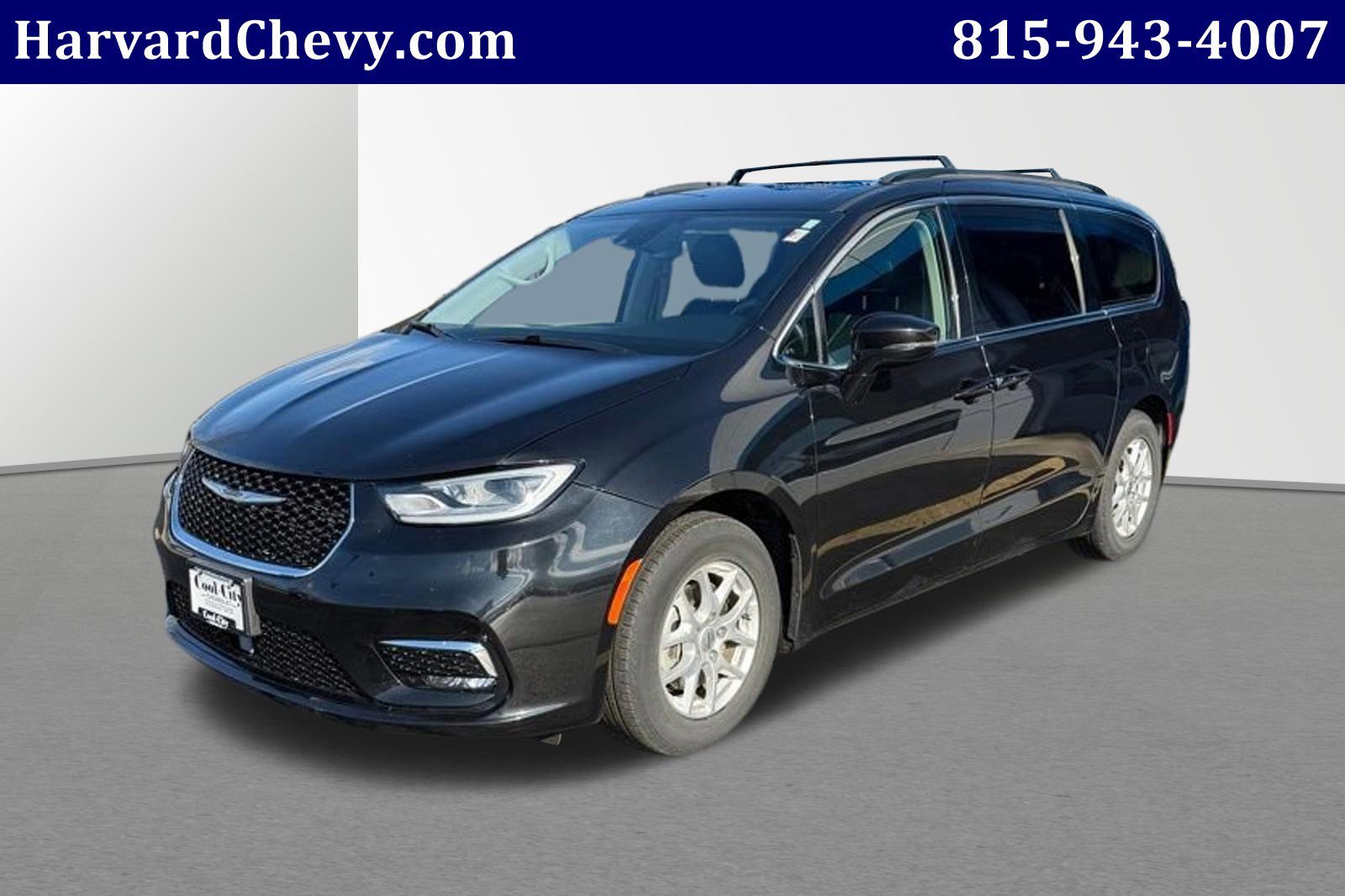 2022 Chrysler Pacifica Touring L's photo